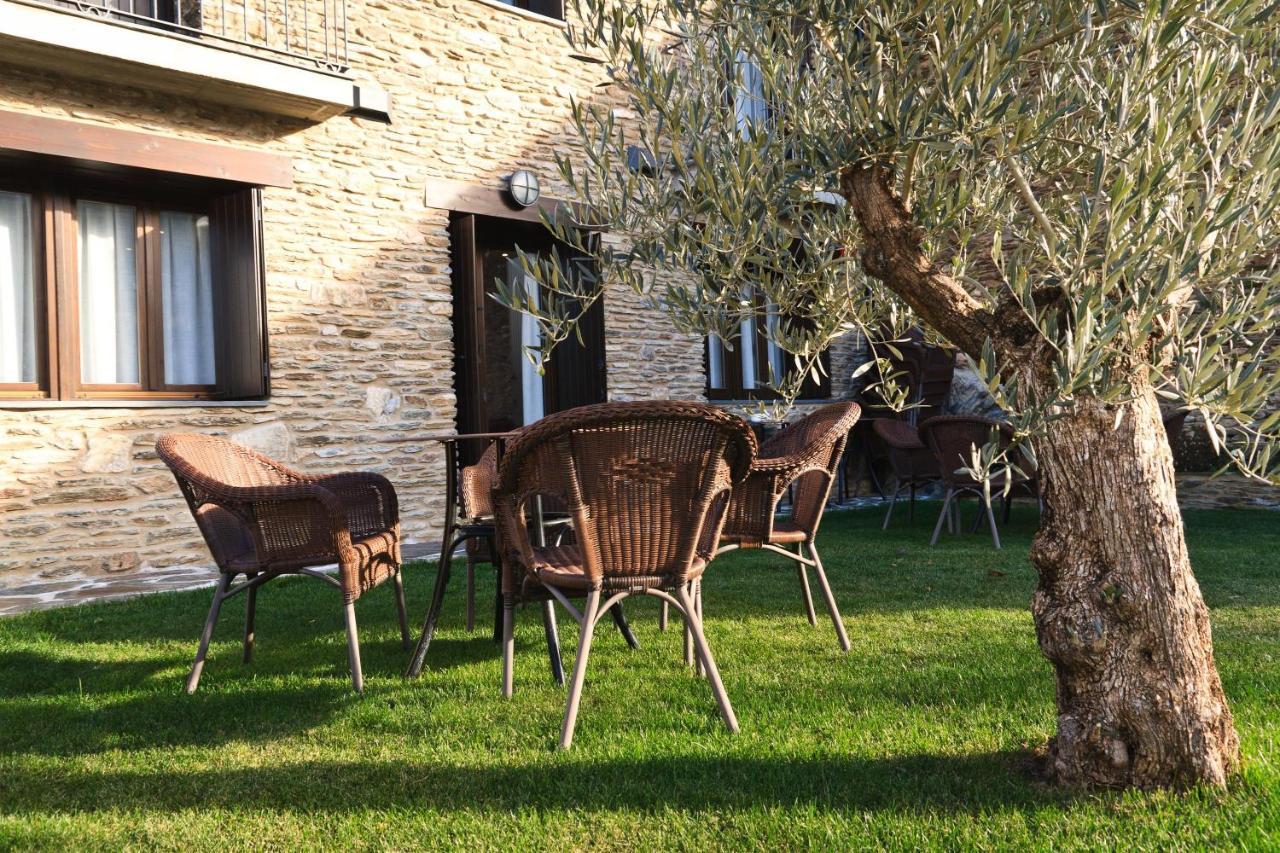 Casa Rural La Comella Tirvia Exteriér fotografie