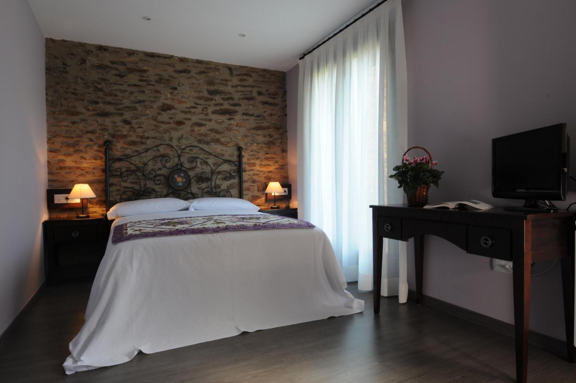 Casa Rural La Comella Tirvia Exteriér fotografie