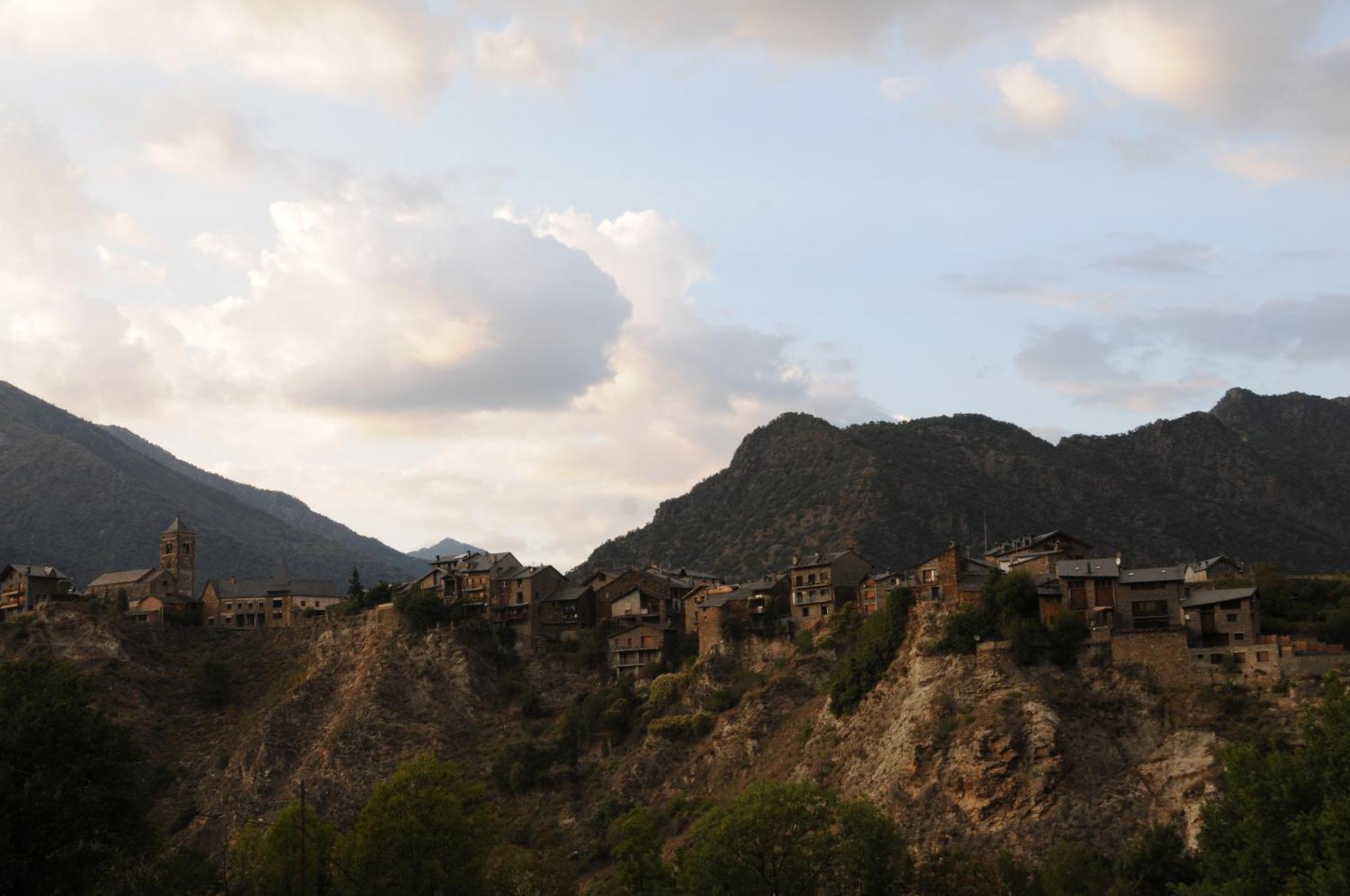 Casa Rural La Comella Tirvia Exteriér fotografie