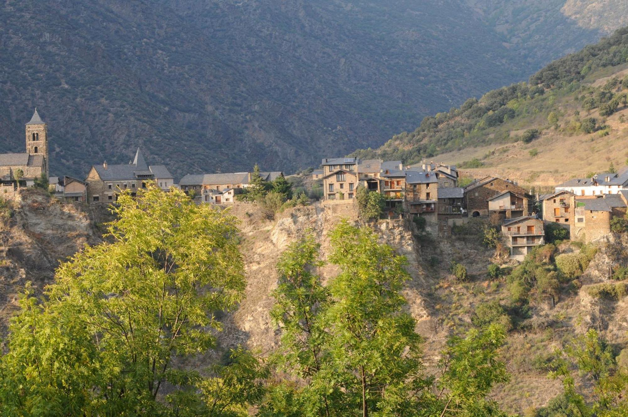 Casa Rural La Comella Tirvia Exteriér fotografie