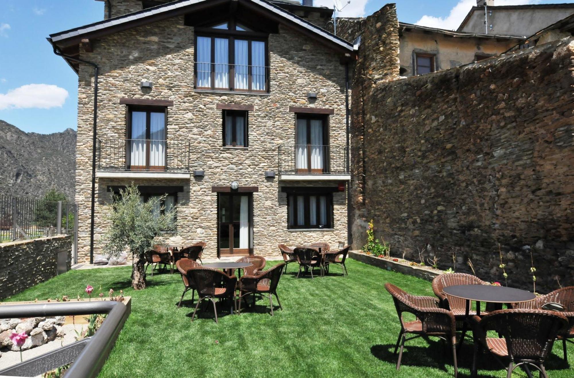 Casa Rural La Comella Tirvia Exteriér fotografie